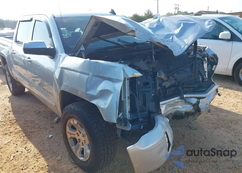 2018 Chevrolet Silverado 1500 2Lt из США, поврежденный, VIN 3GCUKREC2JG312840